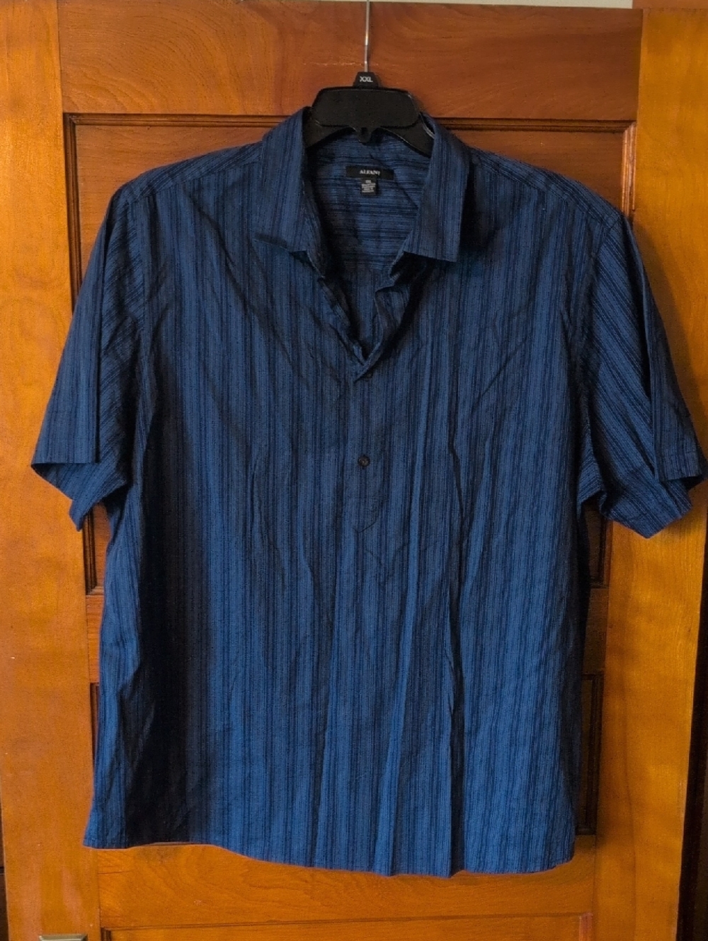 Alfani Men’s Navy & Black Short-Sleeve Button Down Shirt